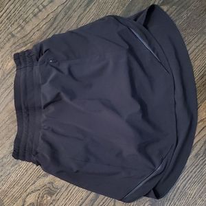 Lululemon Hotty Hot skirt